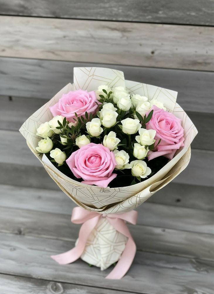 Букет цветов из: Розы в Чигораке