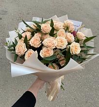 Букет Кремовые розы Латте в Чигораке
