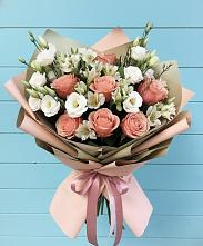 Букет цветов из:  Розы, Альстромерии и Лизиантусы #REPLACE_PRED# Чигораке