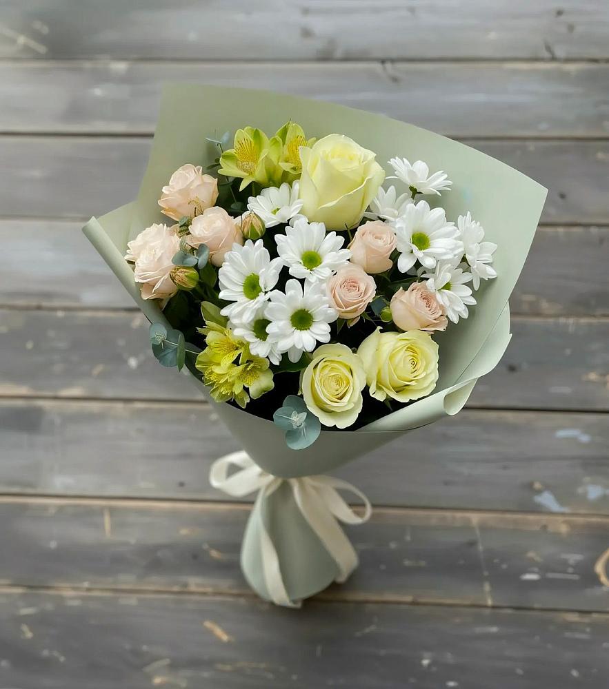 Букет цветов из: Альстромерии, Розы и Хризантемы в Чигораке