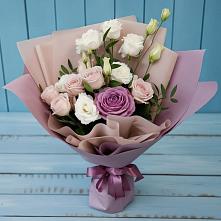 Букет цветов из:  Розы и Лизиантусы в Чигораке