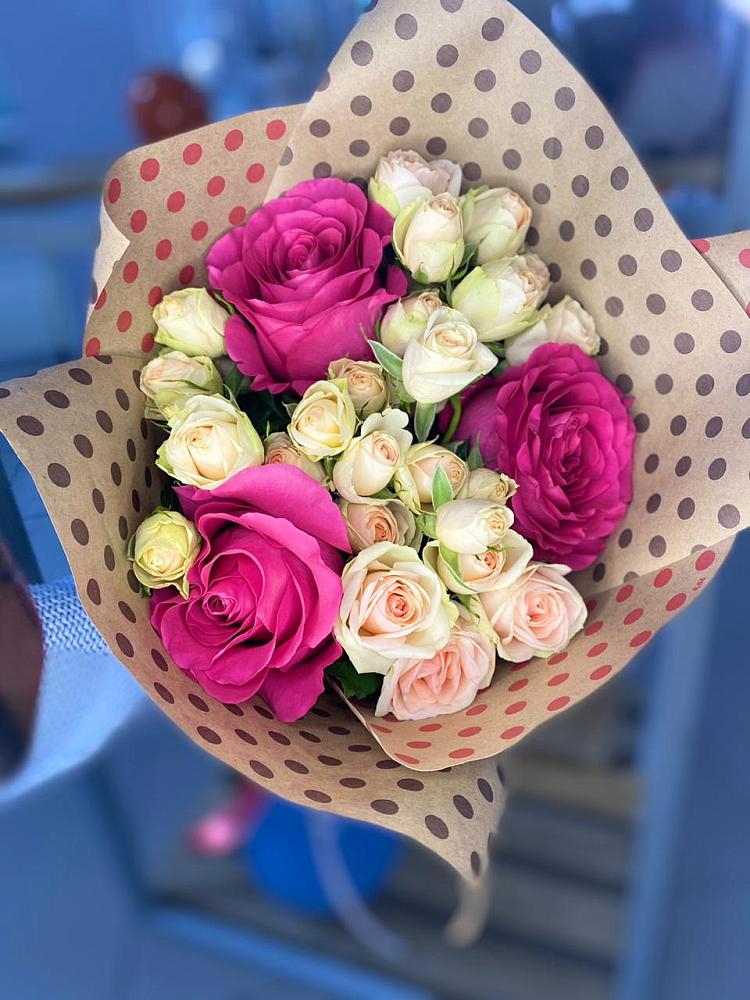 Букет цветов из: Розы в Чигораке