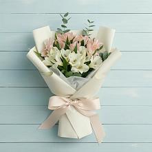 Букет цветов из:  Альстромерии в Чигораке