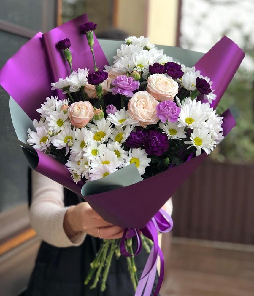 Букет цветов из: Хризантемы, Гвоздики и Розы в Чигораке