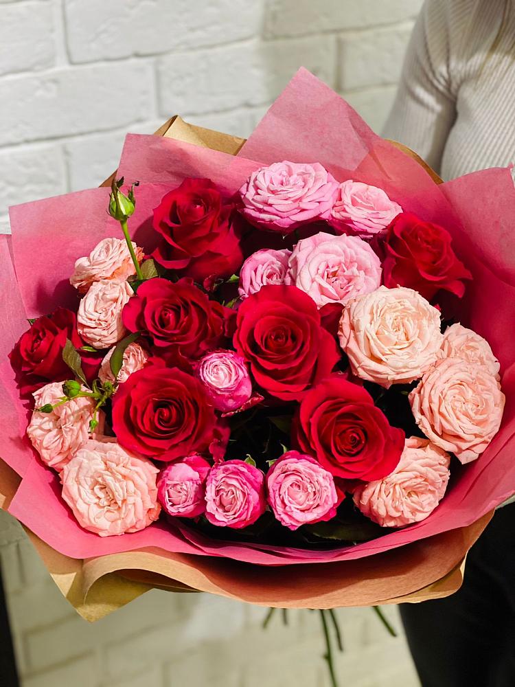 Букет цветов из: Розы в Чигораке