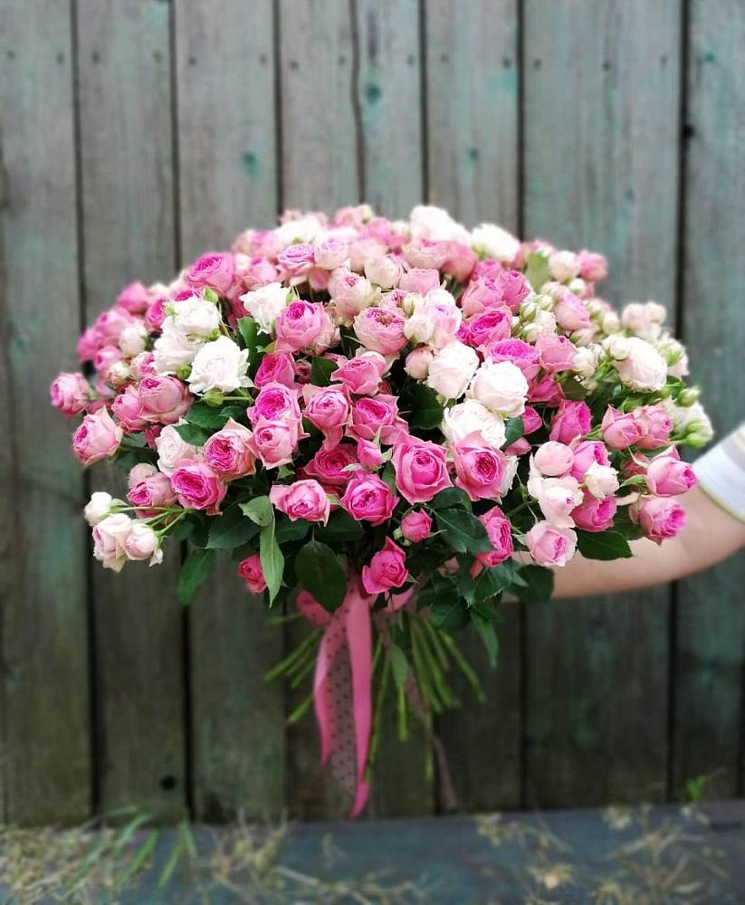 Букет Розовые кустовые розы Натали и Лав Лидия в Чигораке