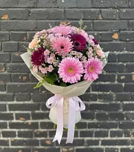 Букет цветов из:  Герберы и Хризантемы в Чигораке