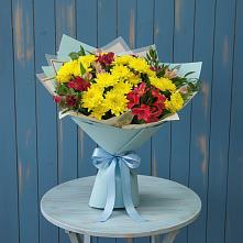 Букет цветов из:  Альстромерии и Хризантемы в Чигораке