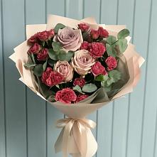 Букет цветов из:  Гвоздики и Розы #REPLACE_PRED# Чигораке