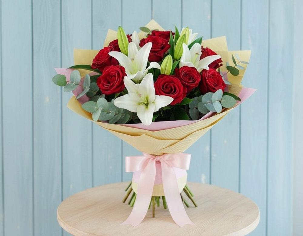 Букет цветов из: Лилии и Розы в Чигораке